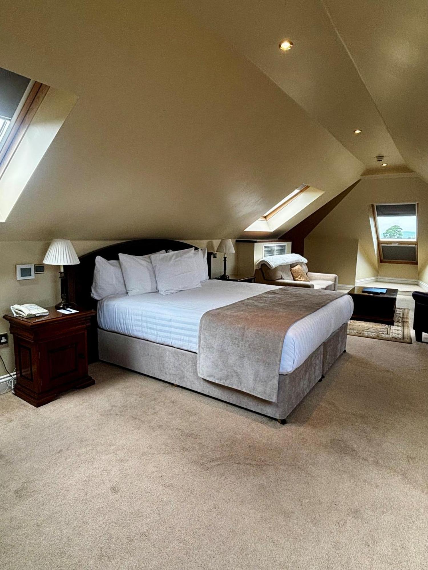 Baileys Hotel Cashel Cashel  Extérieur photo